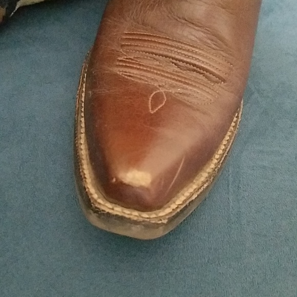 Ariat boots - Picture 4 of 7